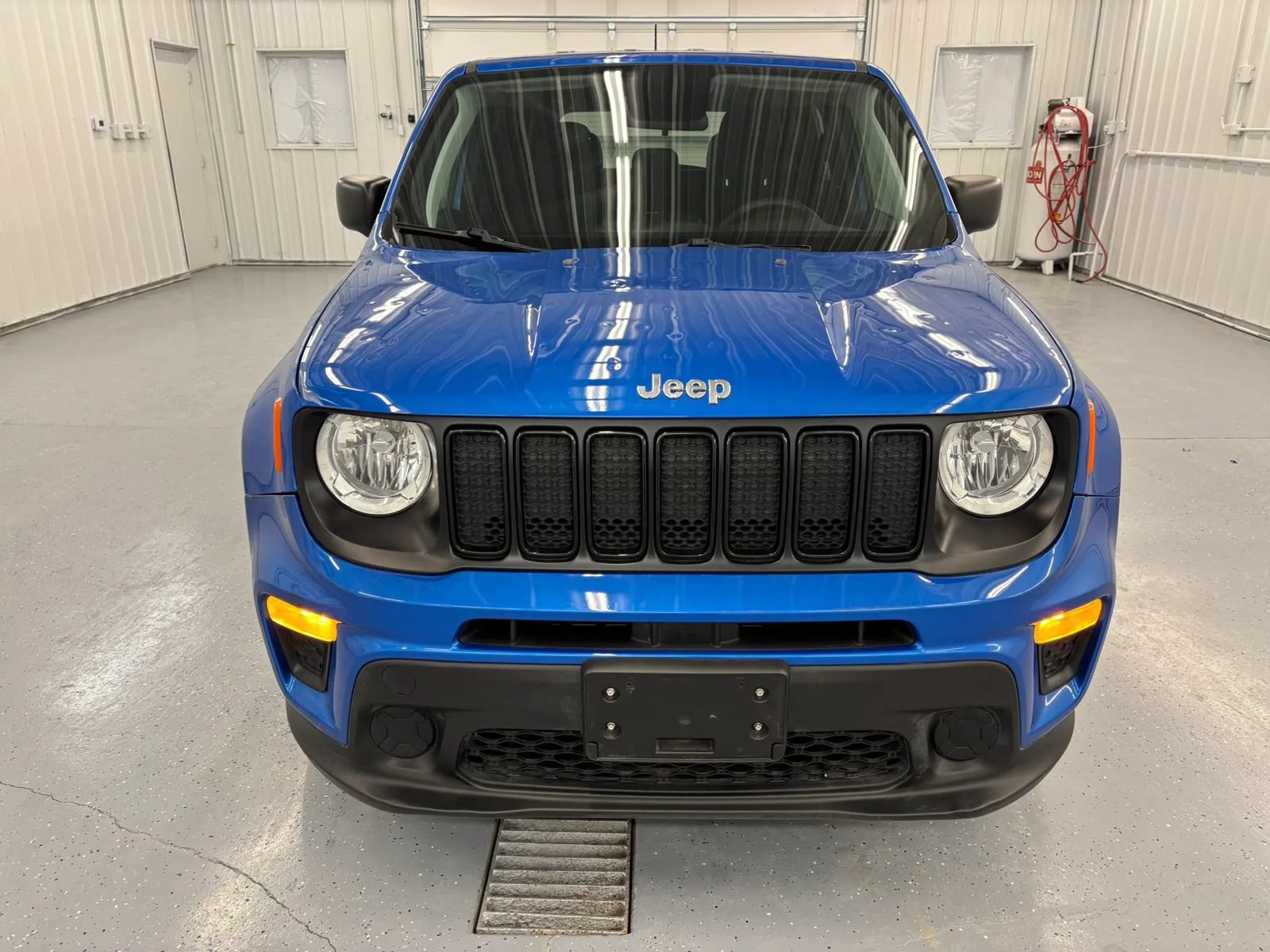 Used 2020 Jeep Renegade Sport FWD image 12