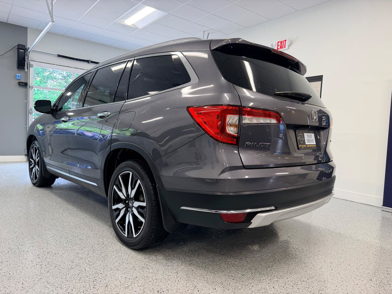 Used 2019 Honda Pilot Touring image 5