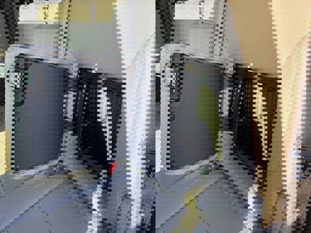 New 2026 Chevrolet Silverado 1500 LTZ w/ LTZ Premium Package image 32