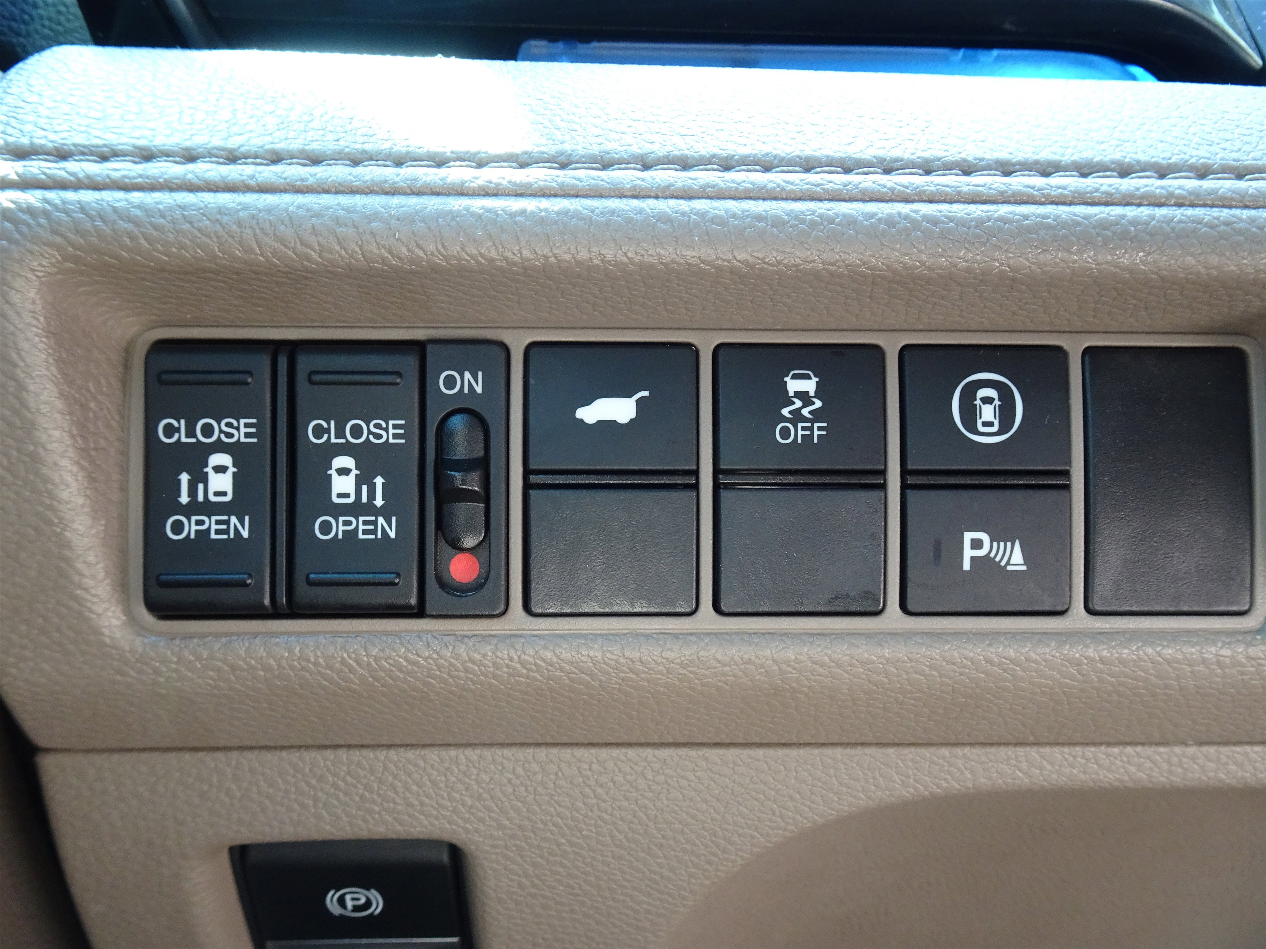 Used 2023 Honda Odyssey Elite image 30