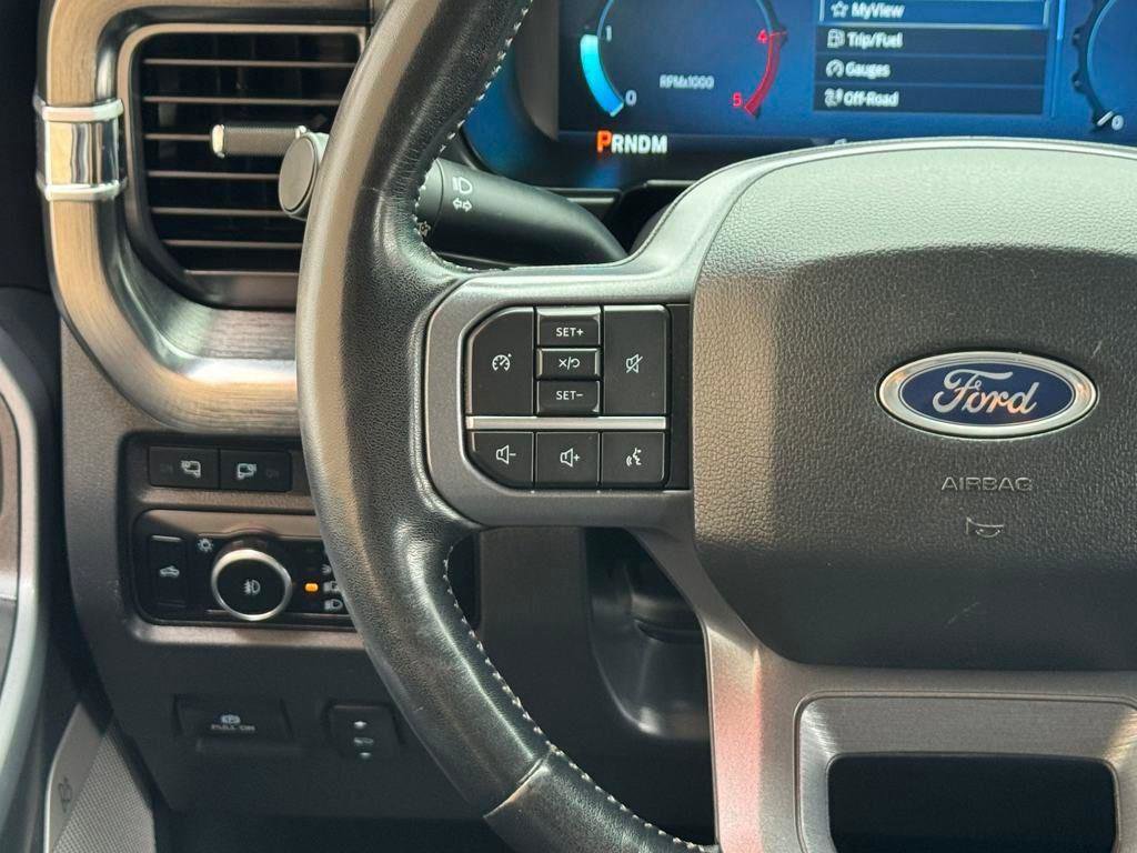 Used 2023 Ford F250 Lariat w/ Sport Appearance Package image 21