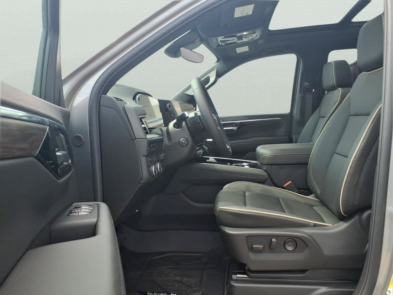 New 2026 Chevrolet Tahoe Premier AWD/4WD image 16
