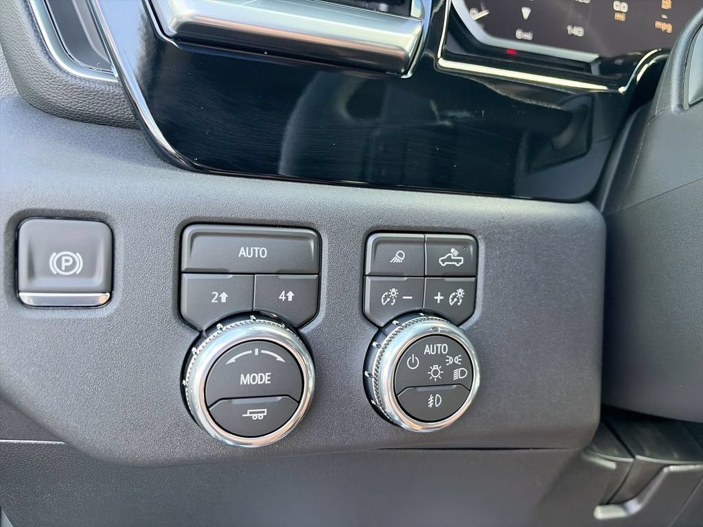 New 2026 GMC Sierra 1500 Elevation w/ Elevation Premium Package AWD/4WD image 24