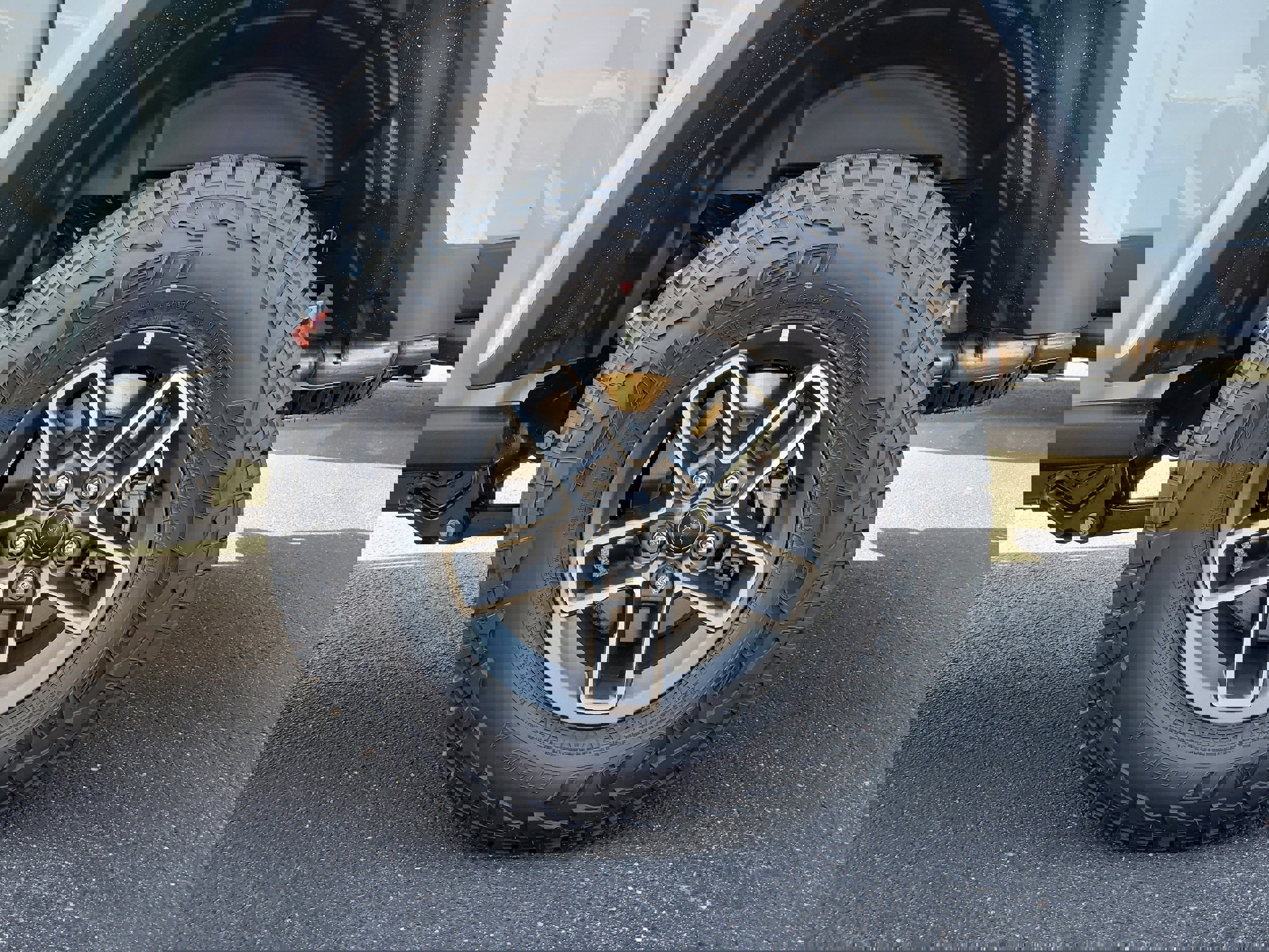 New 2026 Jeep Gladiator Mojave image 9