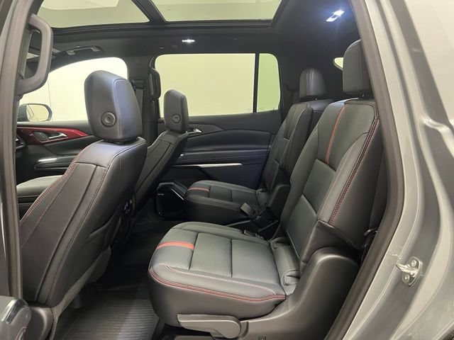 New 2026 Chevrolet Traverse RS AWD/4WD image 18