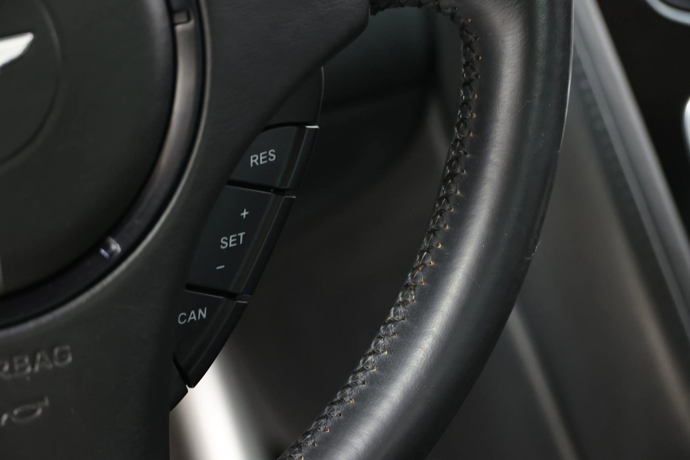 Used 2016 Aston Martin V8 Vantage S image 20