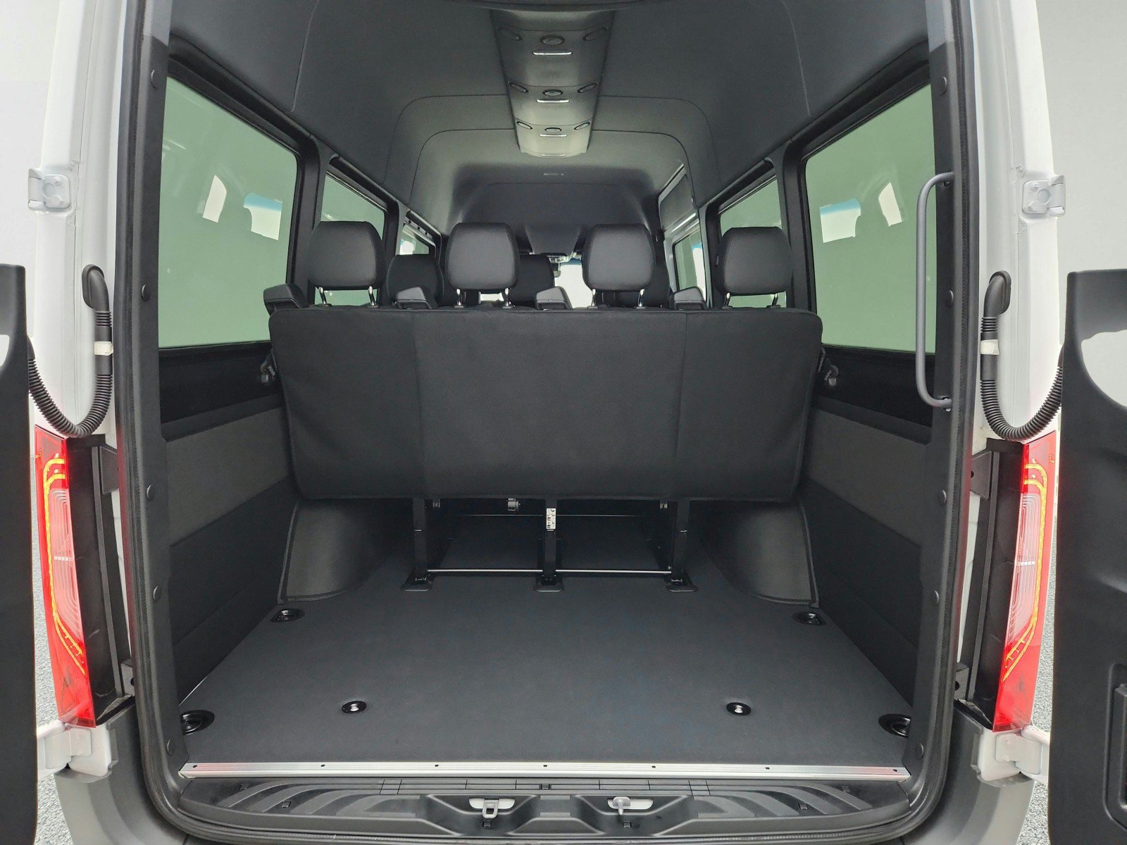 New 2026 Mercedes-Benz Sprinter 2500 image 26