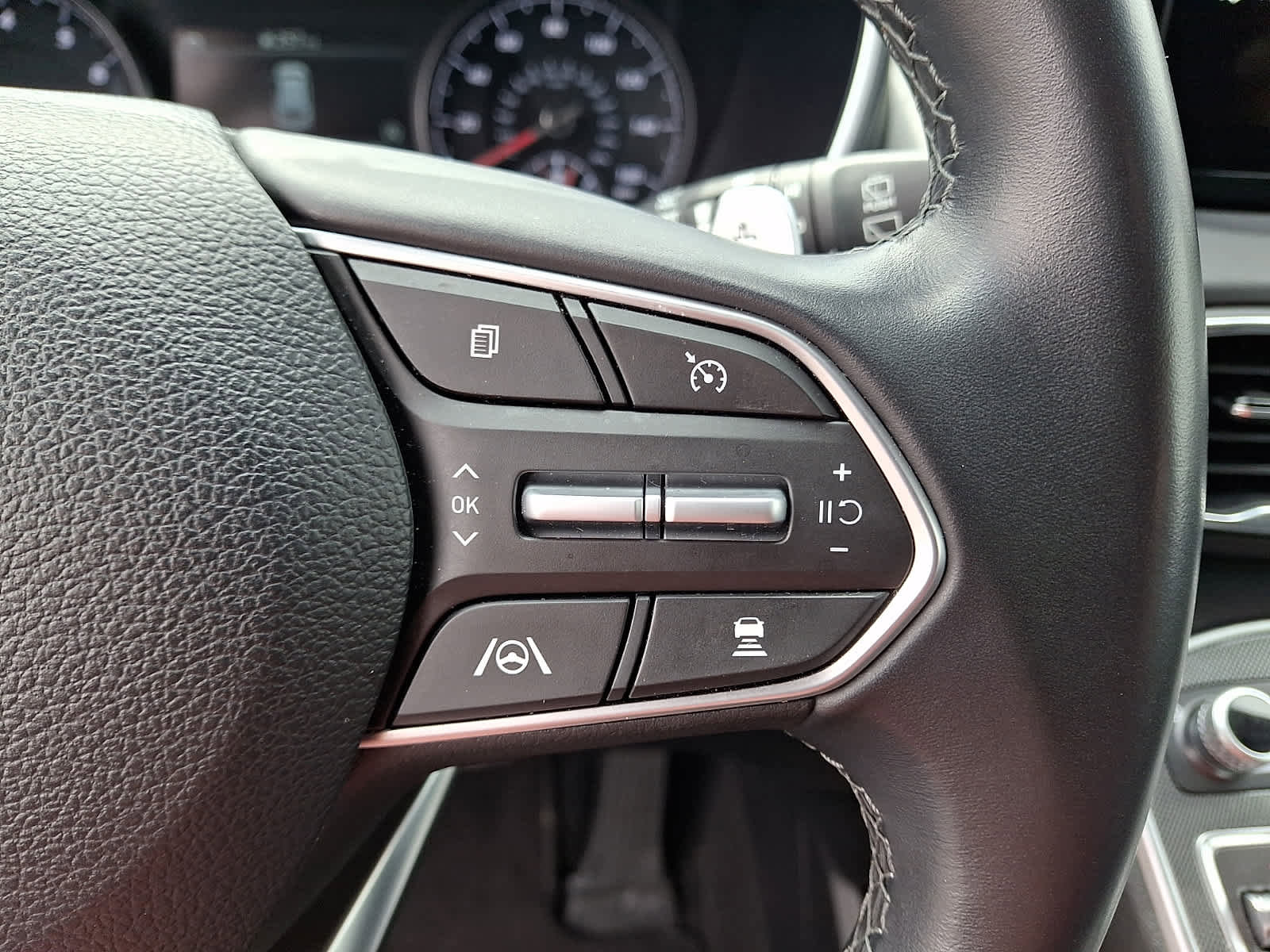 Used 2023 Hyundai Santa Fe SEL AWD/4WD image 24
