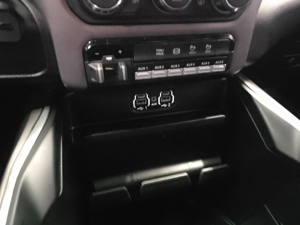 Used 2022 RAM 3500 Laramie AWD/4WD image 22