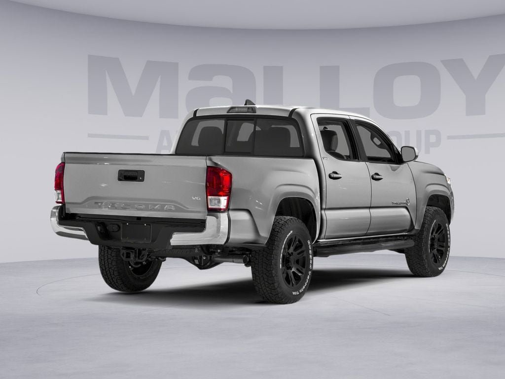 Used 2017 Toyota Tacoma SR5 w/ Tow Package AWD/4WD image 2