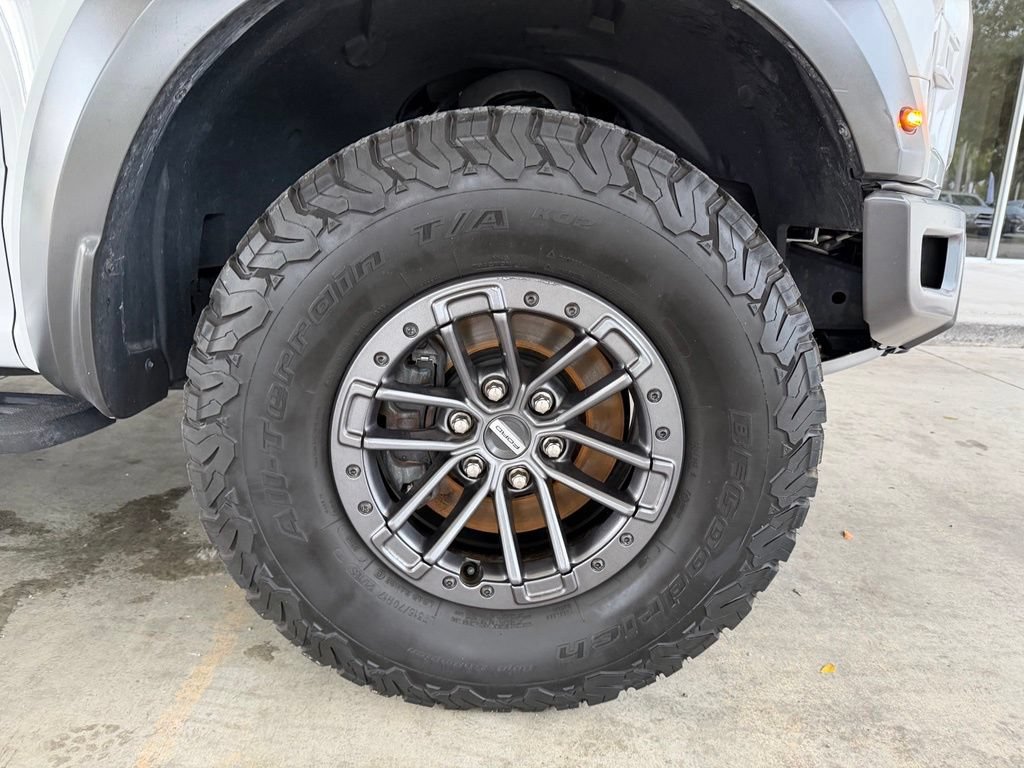 Used 2019 Ford F150 Raptor w/ Equipment Group 802A Luxury AWD/4WD image 23