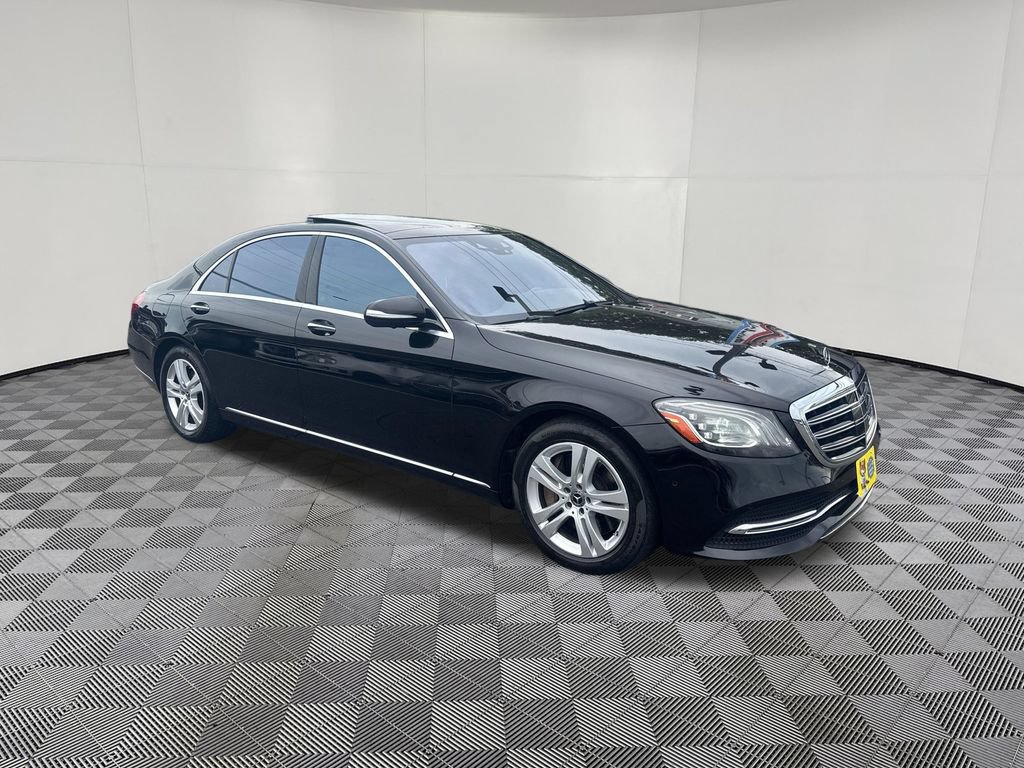Used 2018 Mercedes-Benz S 560 4MATIC Sedan w/ Premium Package image 7
