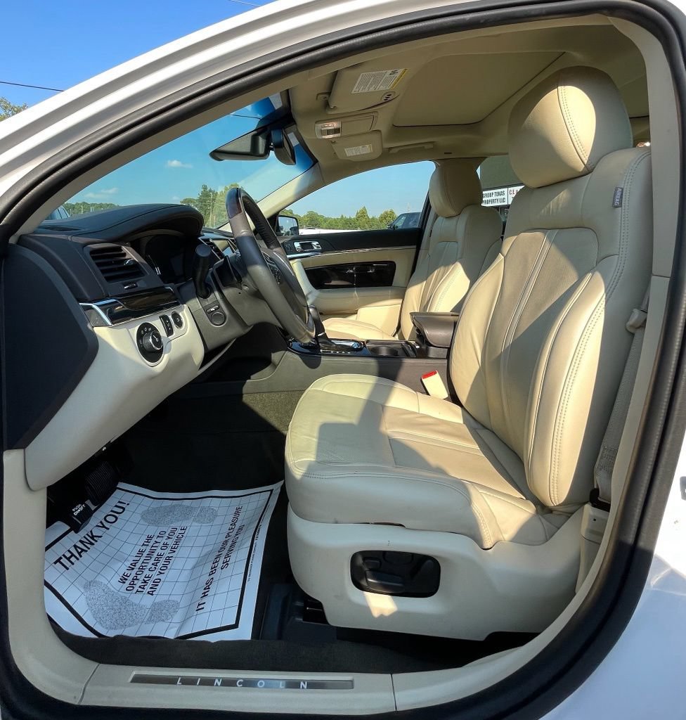 Used 2016 Lincoln MKS w/ Equipment Group 101A FWD image 14