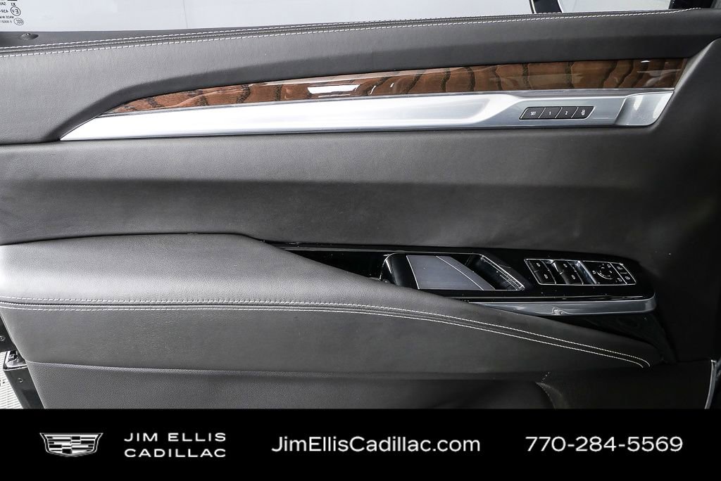 Used 2025 Cadillac Escalade Sport Platinum w/ LPO, ONYX Package image 7