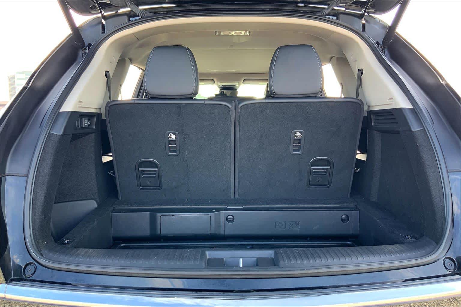 Used 2025 Acura MDX w/ Technology Package AWD/4WD image 33