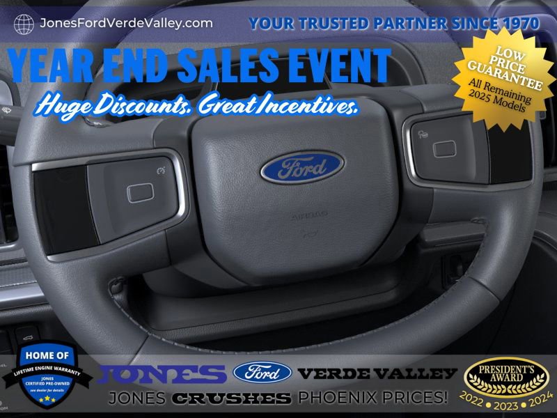 New 2025 Ford Expedition Active image 13