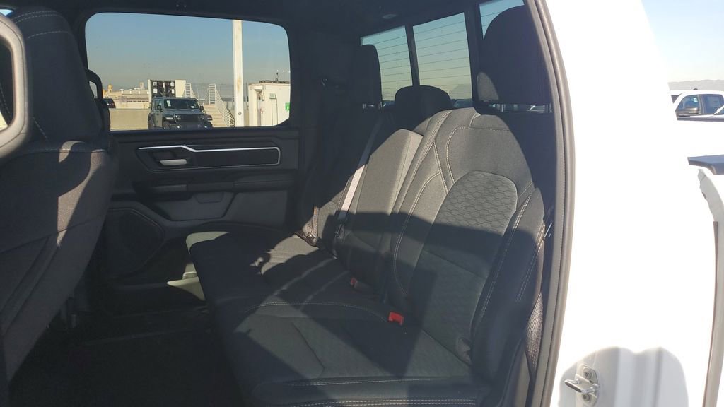 New 2026 RAM 1500 4x4 Crew Cab image 15