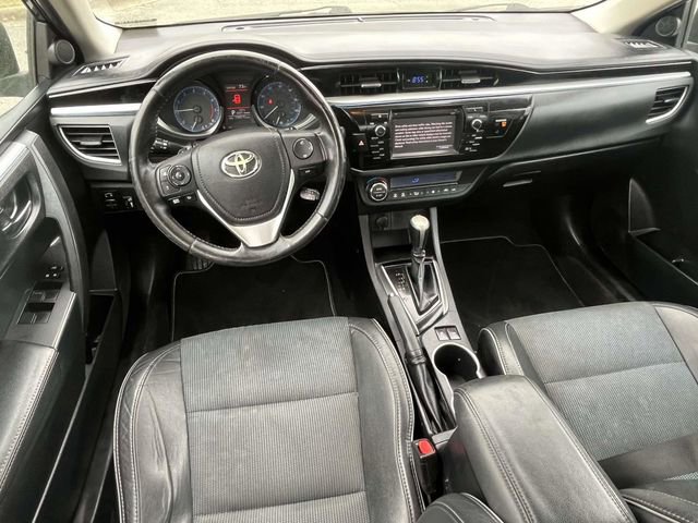 Used 2015 Toyota Corolla S w/ Driver Convenience Package image 9