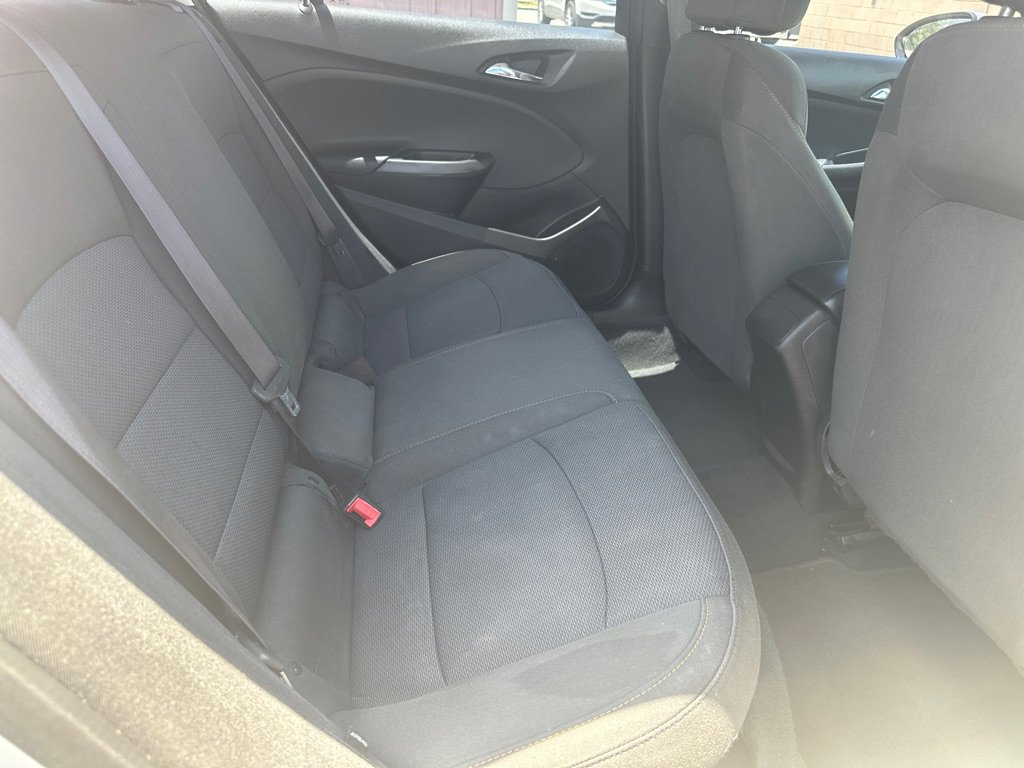 Used 2017 Chevrolet Cruze LS image 13