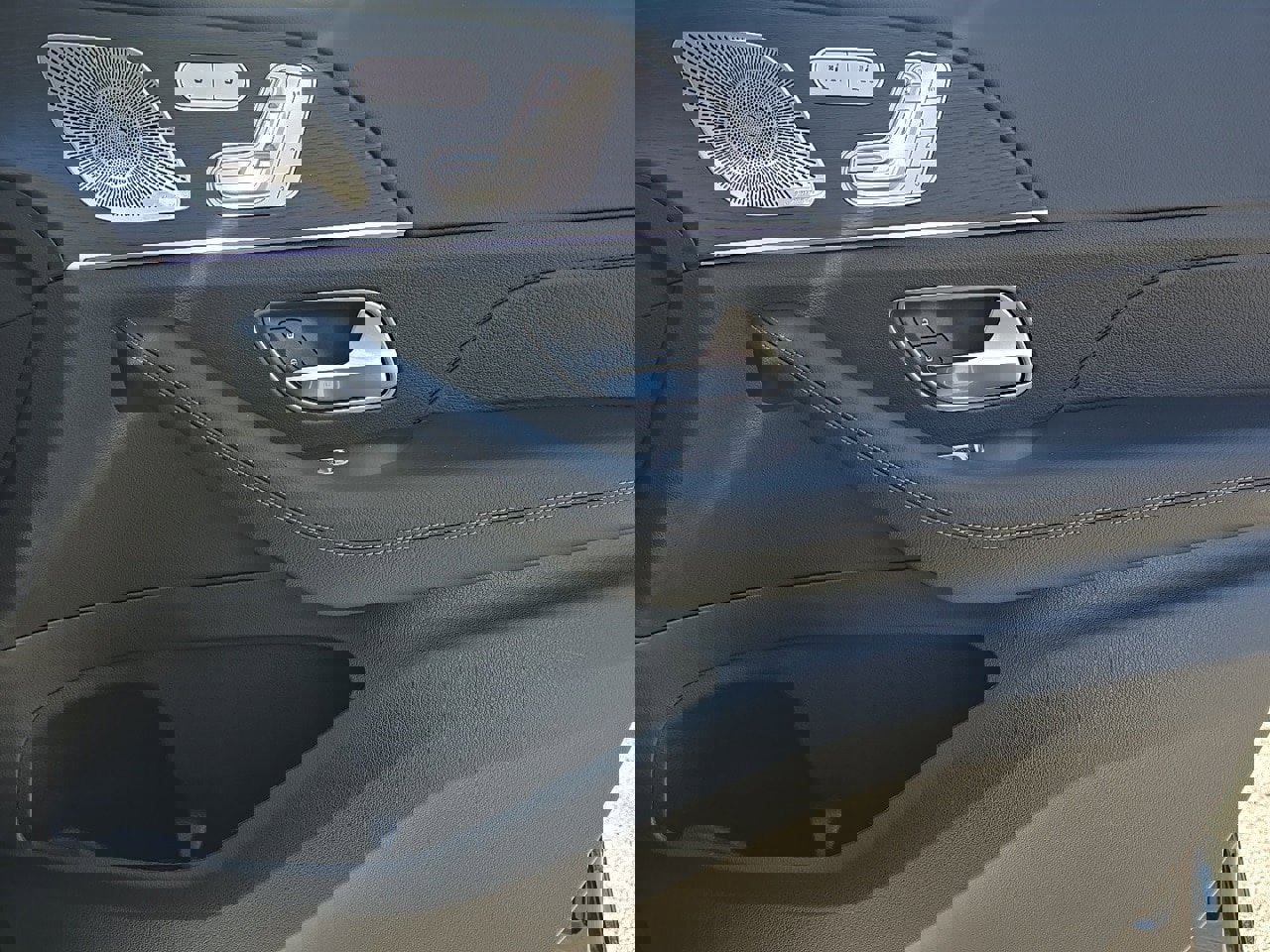 New 2026 Mercedes-Benz GLS 450 4MATIC image 47