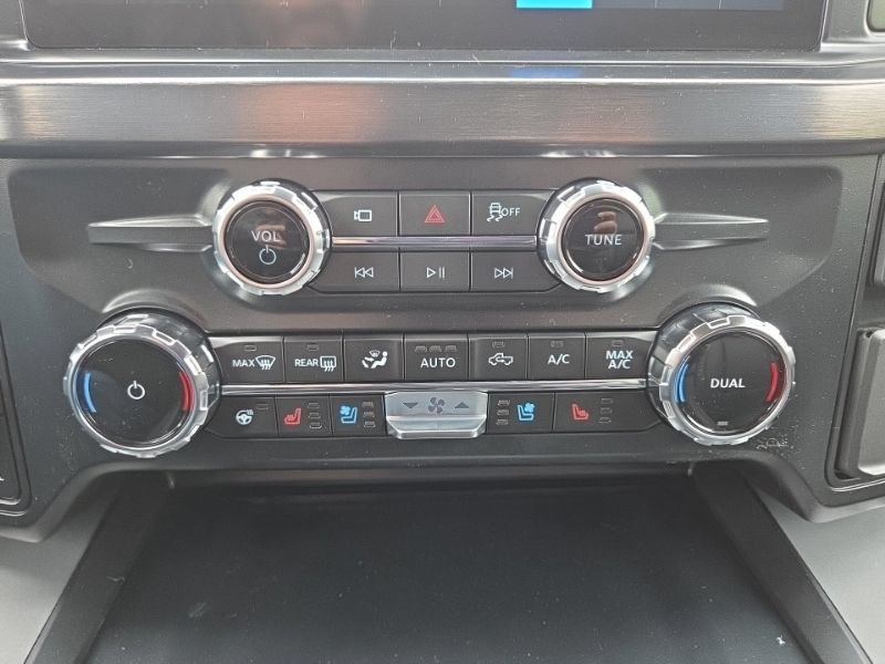 New 2026 Ford F250 Lariat w/ Black Appearance Package AWD/4WD image 46