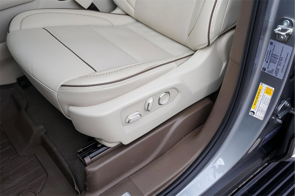 Used 2023 GMC Yukon XL Denali w/ LPO, Floor Liner Package image 11