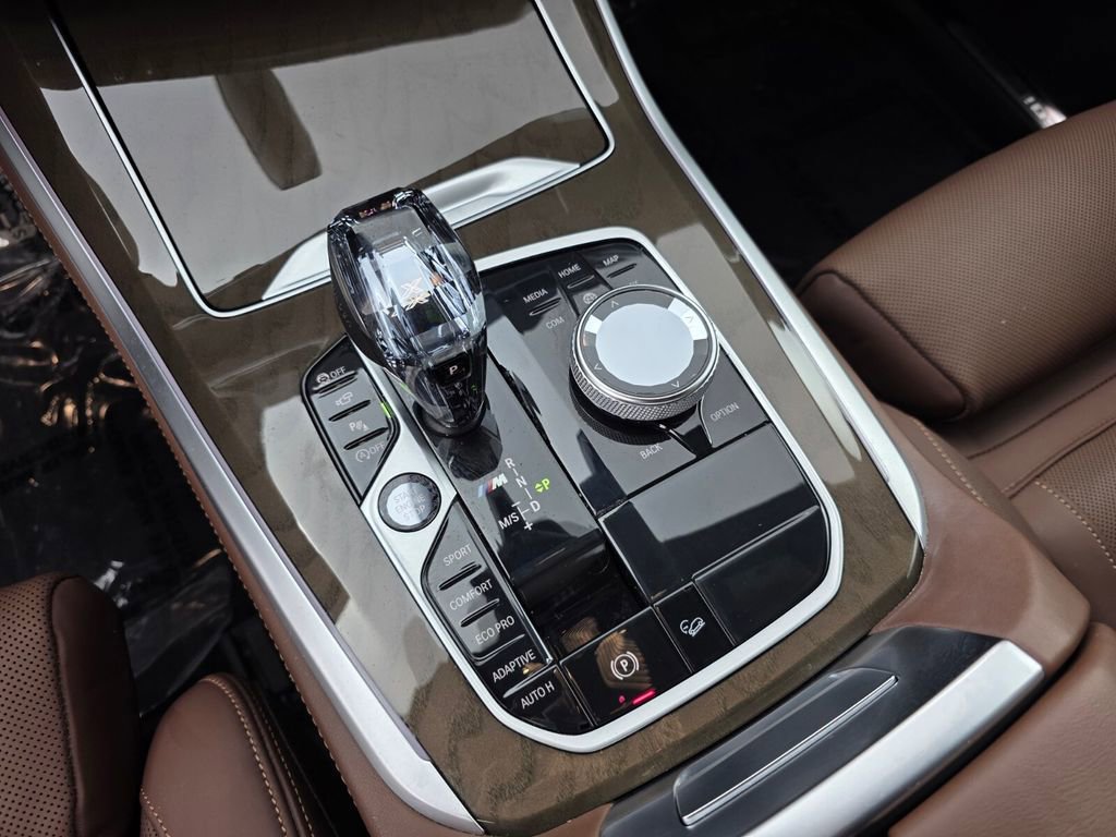 Used 2021 BMW X5 M50i w/ Executive Package image 24