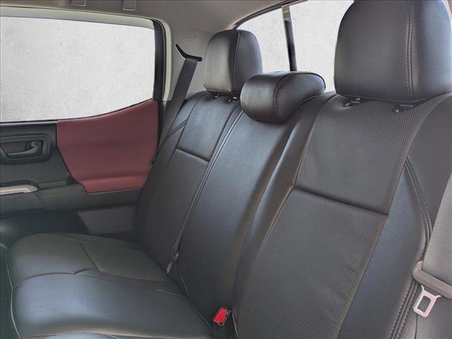 Used 2020 Toyota Tacoma SR5 image 18