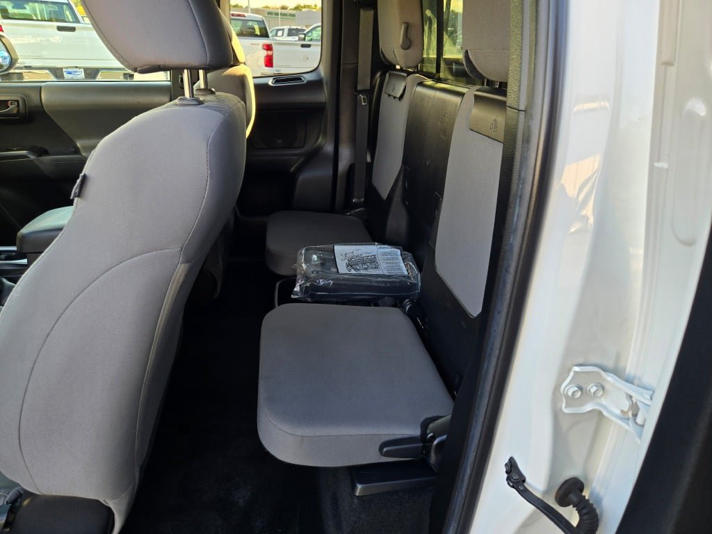 Used 2021 Toyota Tacoma SR RWD image 19