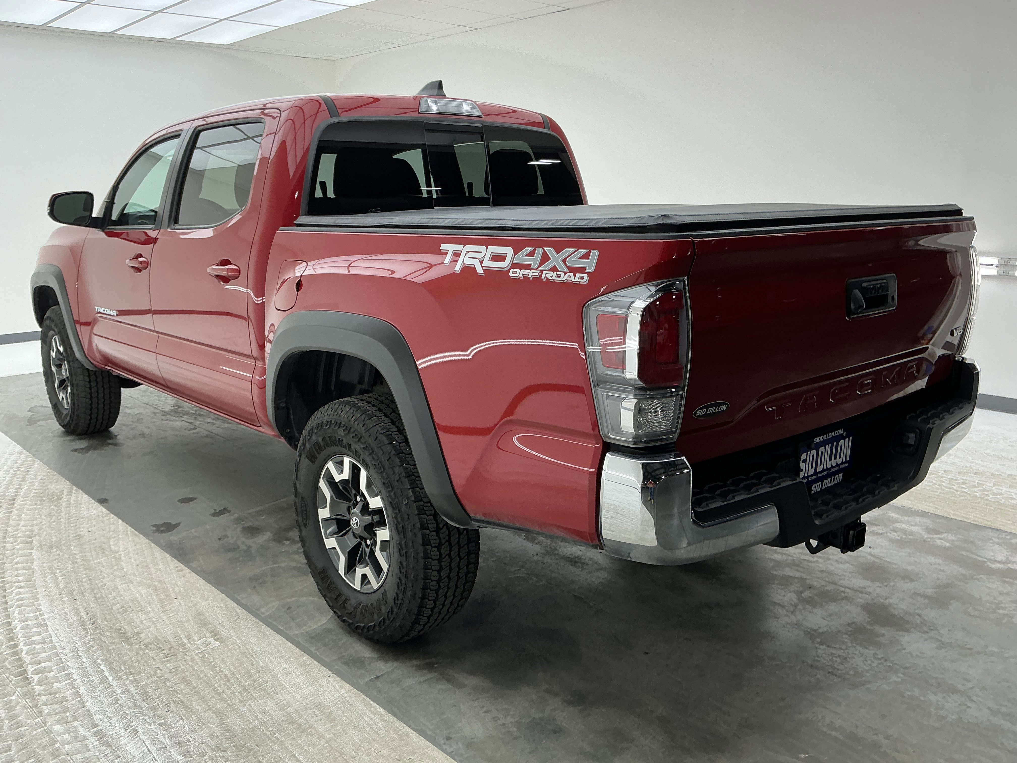 Used 2023 Toyota Tacoma SR image 6