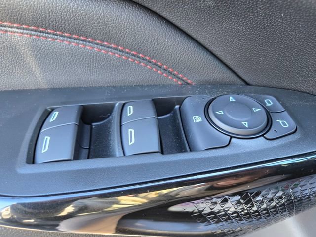 Used 2025 Chevrolet Trax RS w/ Driver Confidence Package FWD image 20