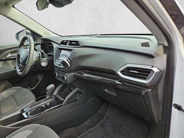 Used 2022 Chevrolet TrailBlazer LS image 21