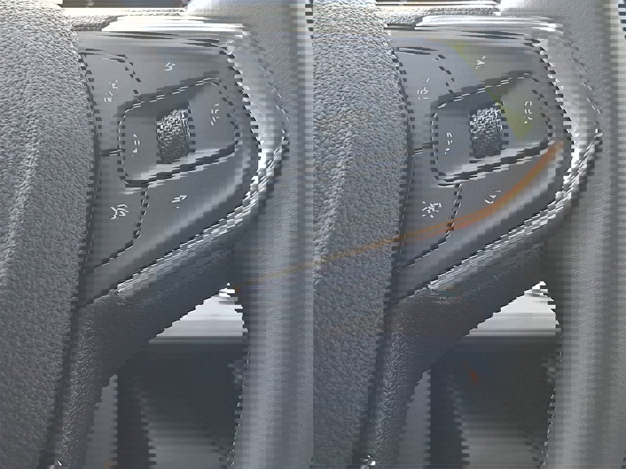 New 2026 Chevrolet Trax ACTIV w/ Driver Confidence Package image 17