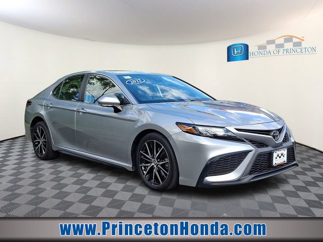Used 2022 Toyota Camry SE AWD/4WD video 1