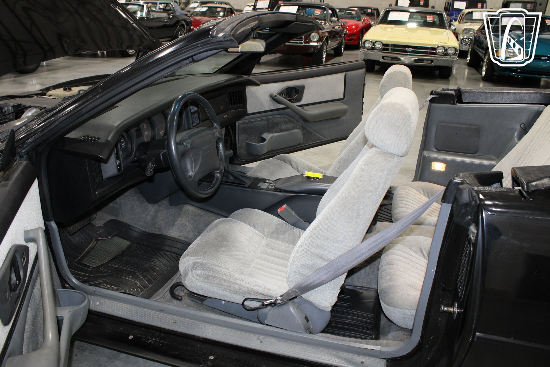 Used 1991 Pontiac Firebird Trans Am image 9