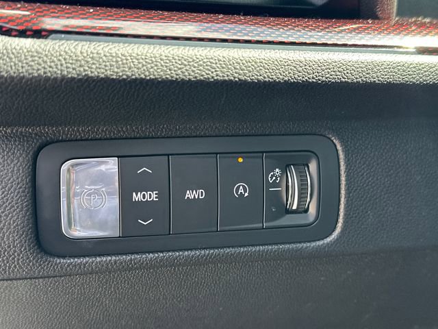 Used 2024 Chevrolet Traverse RS AWD/4WD image 31