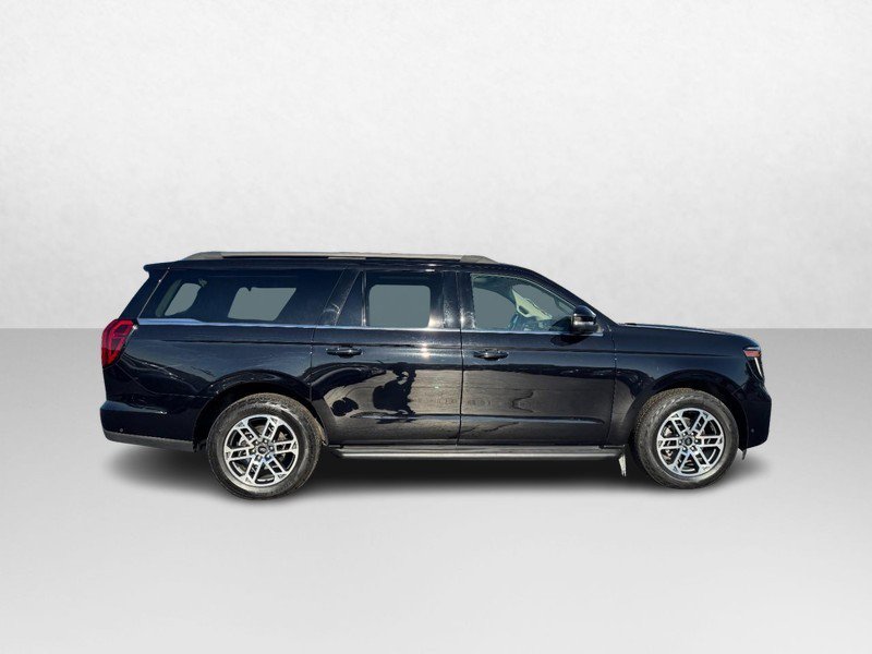 Used 2025 Ford Expedition Max Active image 2
