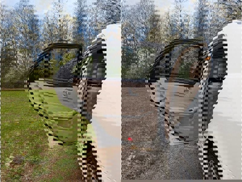 Used 2015 Mercedes-Benz E 350 Sport w/ Premium 1 Package image 11