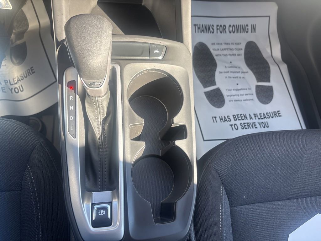 Used 2025 Chevrolet Trax LS image 22