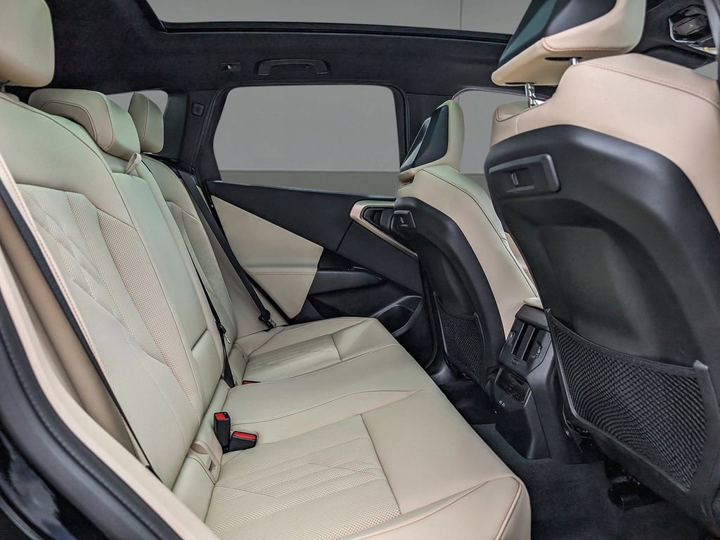 New 2025 BMW X3 xDrive30i w/ Convenience Package image 19