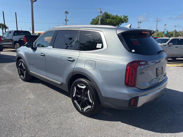 Used 2025 Kia Telluride S image 5