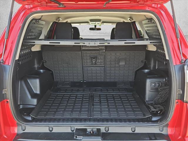 Used 2016 Toyota 4Runner SR5 image 6