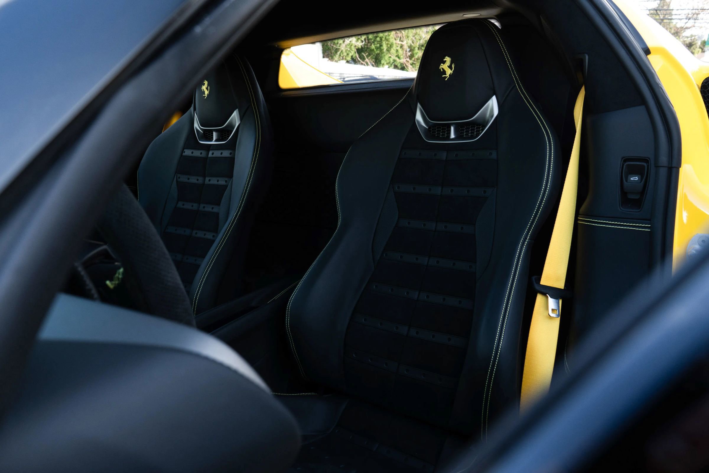 Used 2024 Ferrari 296 GTB Coupe 2D 3.0L V6 Turbo Hybrid RWD image 39