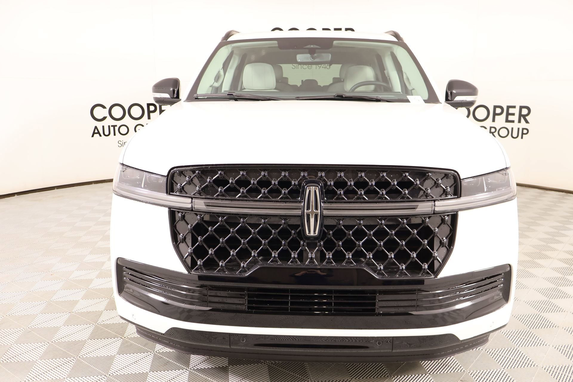 New 2026 Lincoln Navigator Reserve w/ Jet Appearance Package image 10