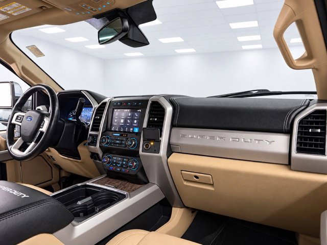 Used 2019 Ford F250 Lariat w/ Lariat Ultimate Package AWD/4WD image 34