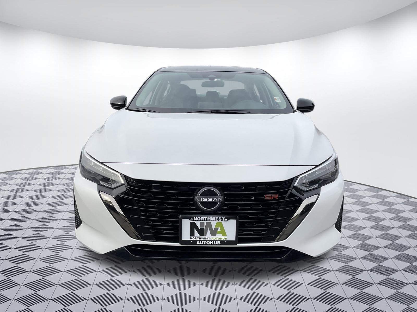 Used 2025 Nissan Sentra SR image 5