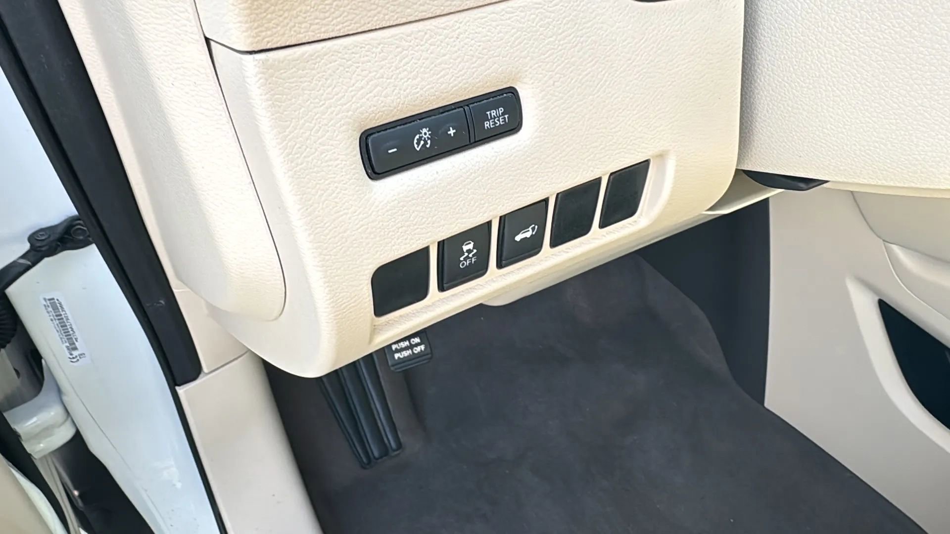 Used 2017 Nissan Murano SL image 14