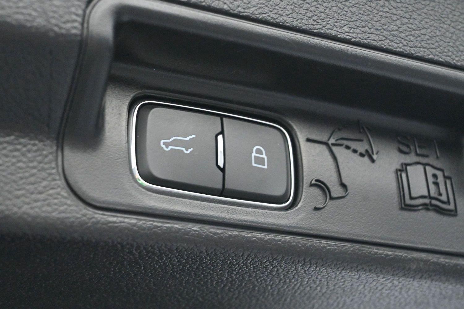 Used 2022 Ford Explorer ST AWD/4WD image 10