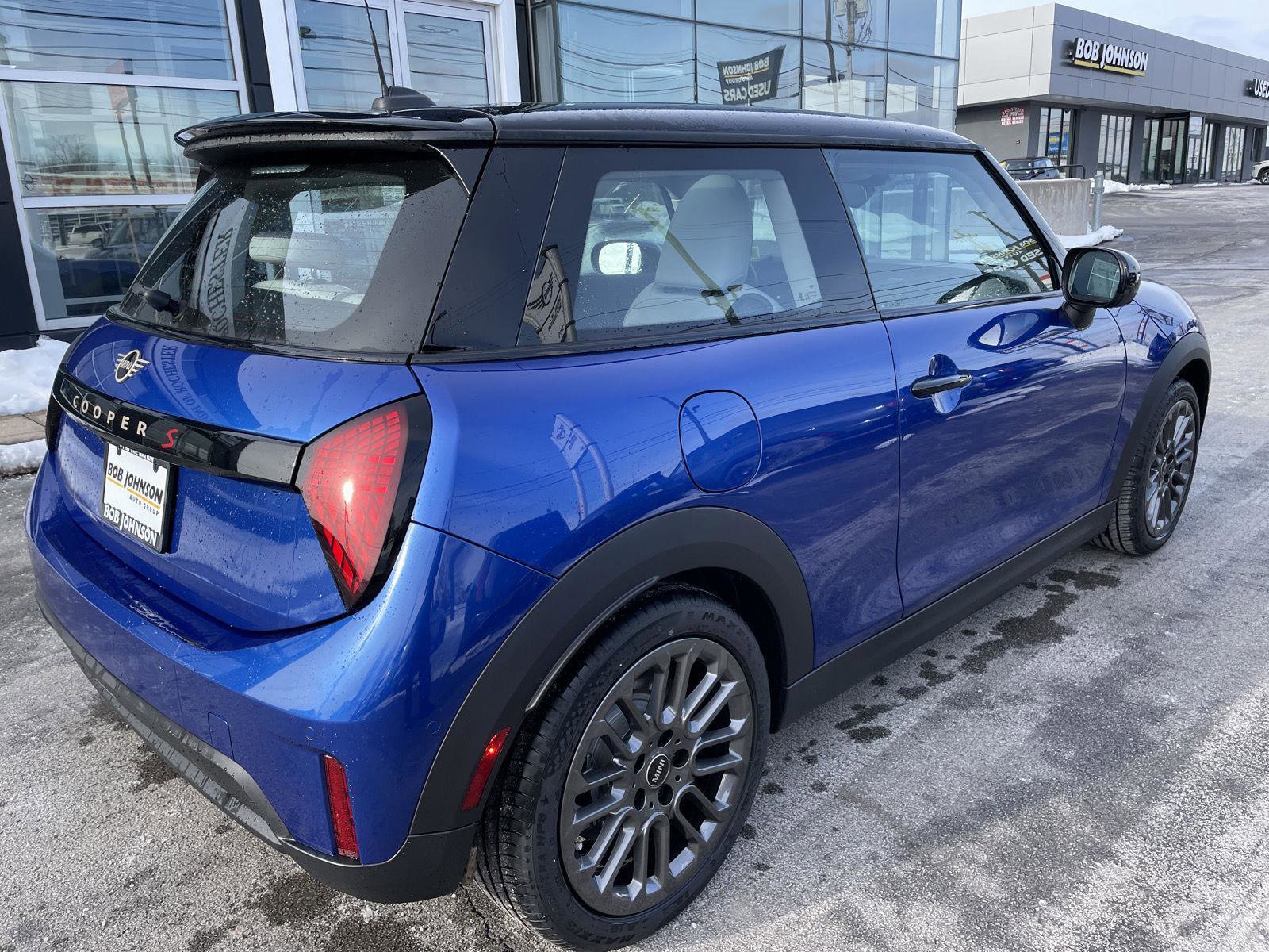 New 2025 MINI Cooper S FWD image 8