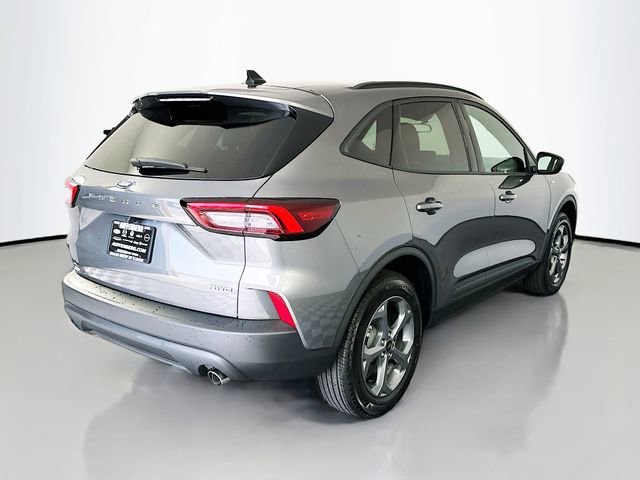 Used 2026 Ford Escape ST-Line w/ Cold Weather Package image 7